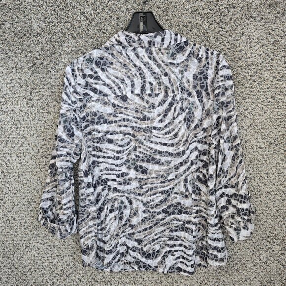 JM Collection Top Womens 14 Gray Animal Print Button Up Semi Sheer Casual Ladies - Picture 7 of 7
